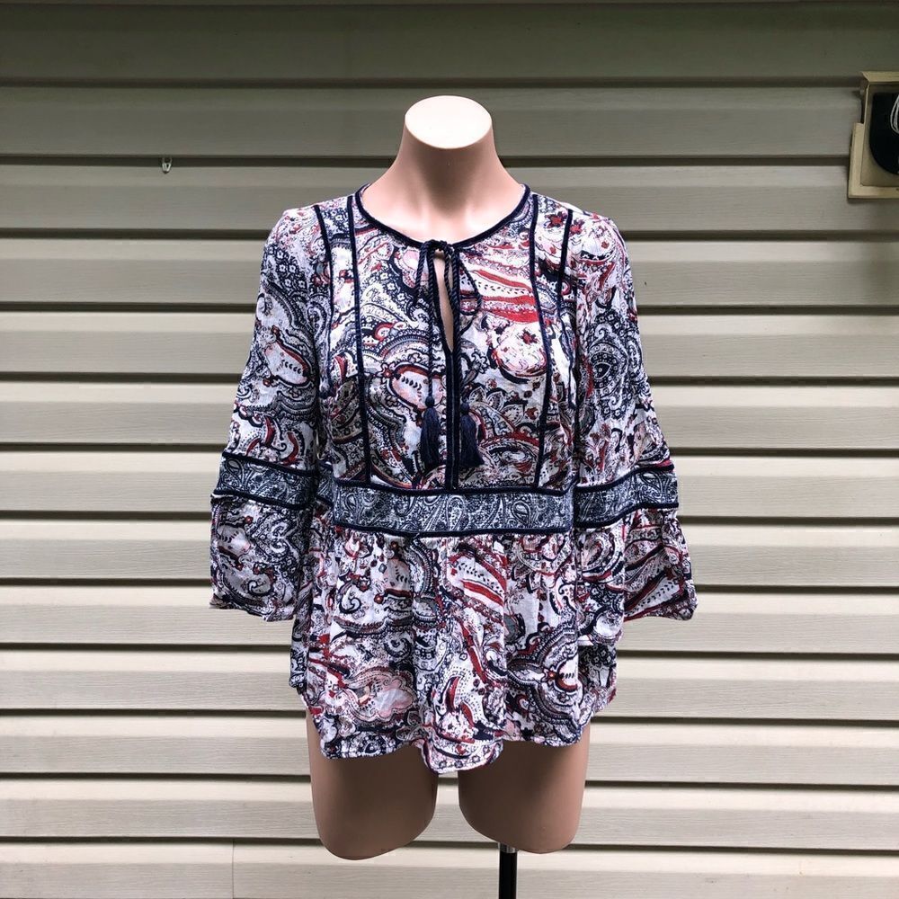 True Craft Tassel Tie Top Size Medium